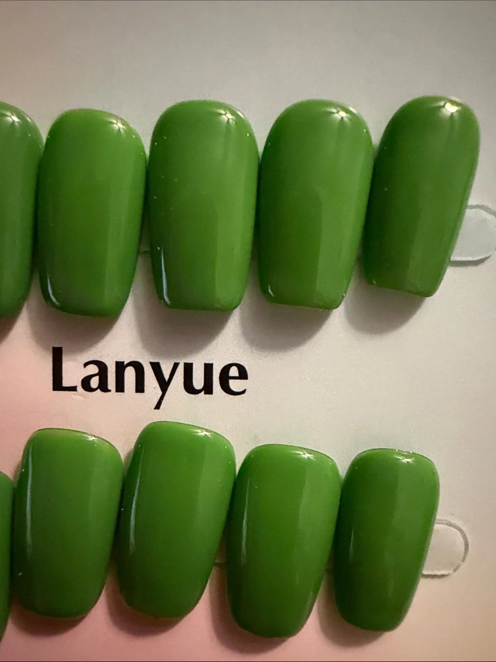 Lanyue Glossy Kelly Green handmade acrylic Press-On Nails